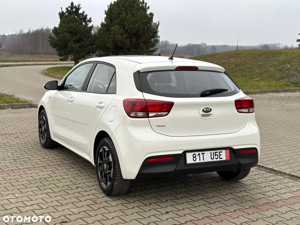 Kia Rio 1.2 Attract - 8