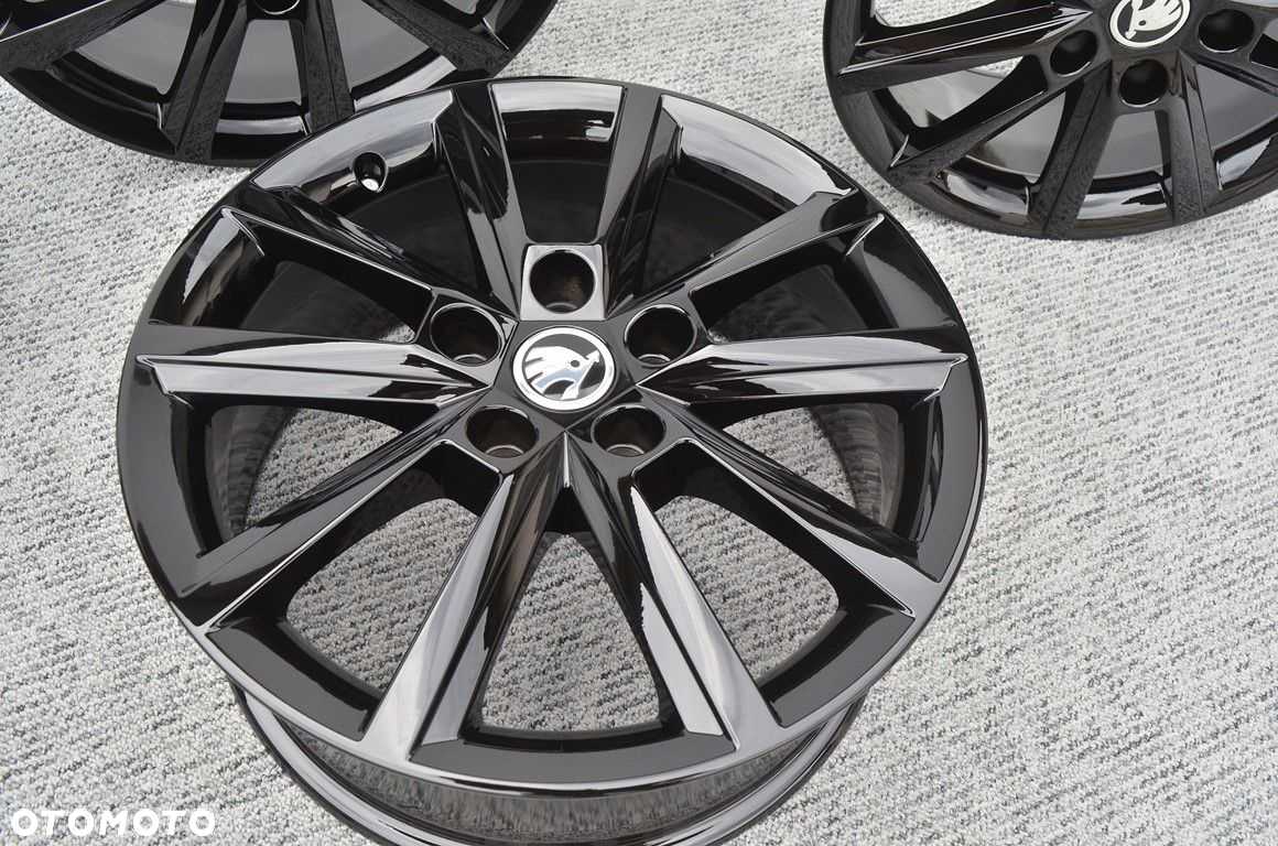 Felgi 7x17 5x112 Skoda Octavia Kodiaq Karoq Scout Superb Yeti - 2