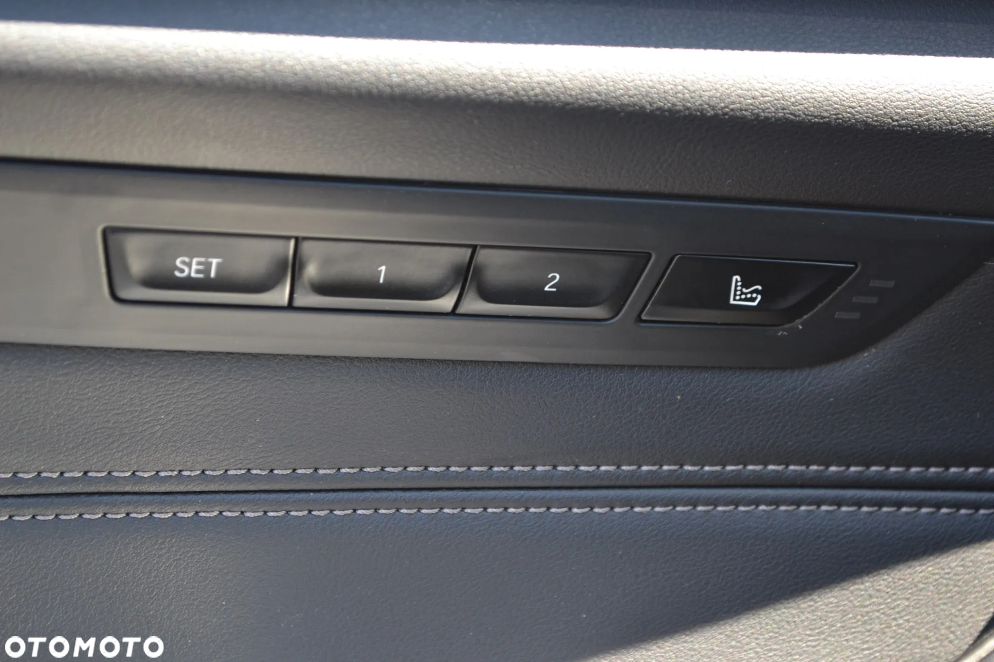 BMW Seria 5 540d xDrive Touring M Sport Edition - 16