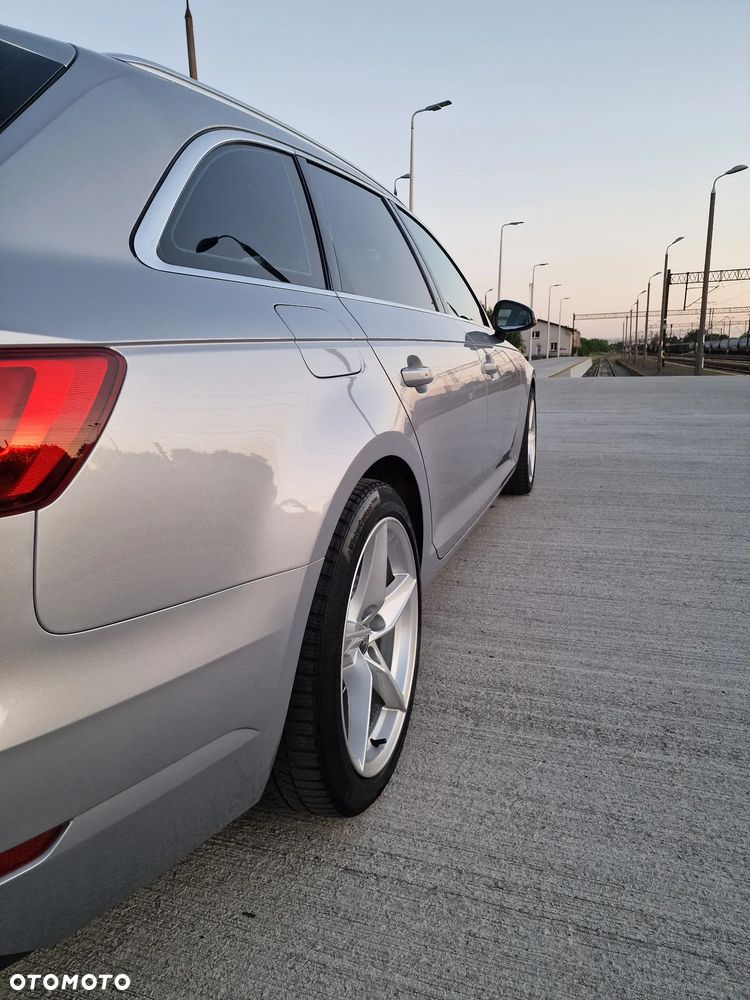 Audi A4 Avant 2.0 TDI - 5