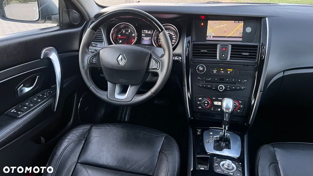 Renault Latitude 2.0 dCi Initiale - 21