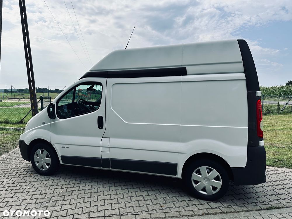 Renault Trafic - 8