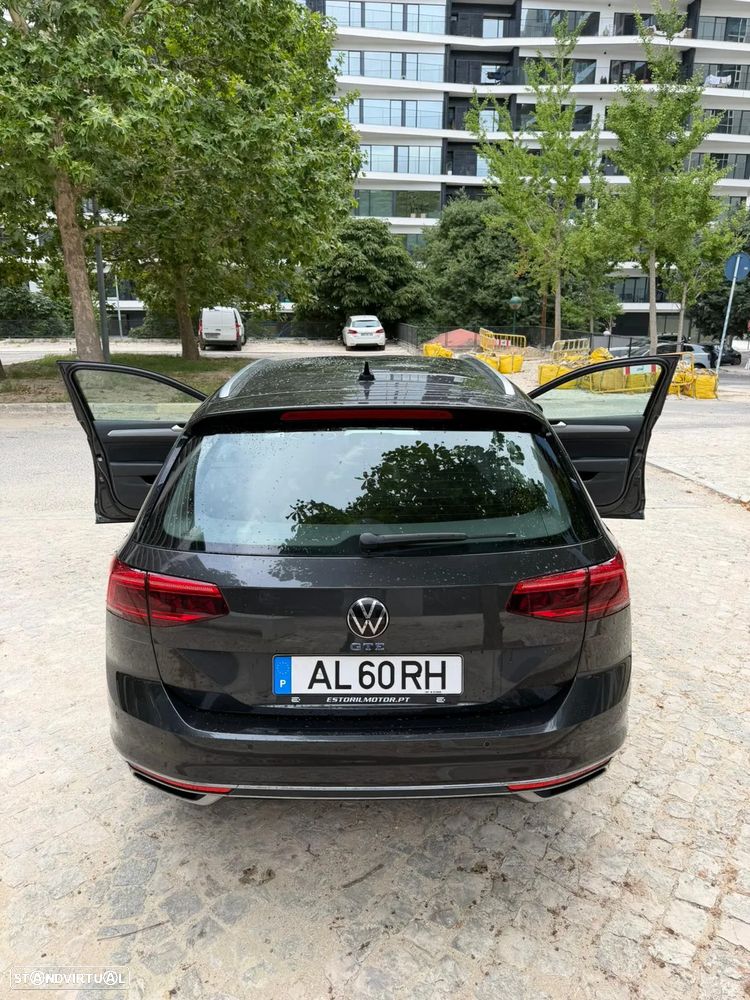 VW Passat Variant - 8
