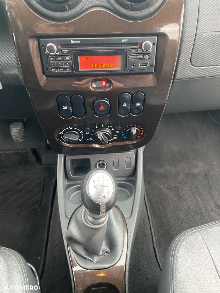 Dacia Duster 1.5 dCi 4x2 Ambiance - 11