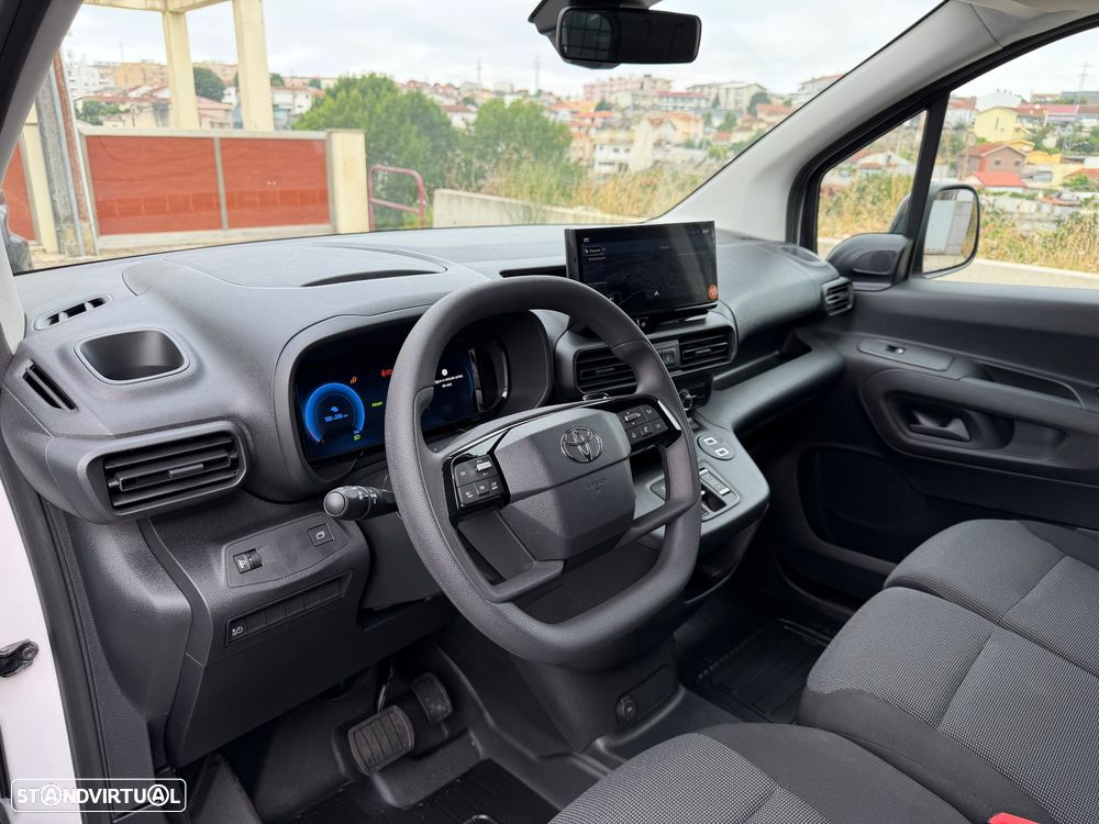 Toyota Proace City Eletrico - 22