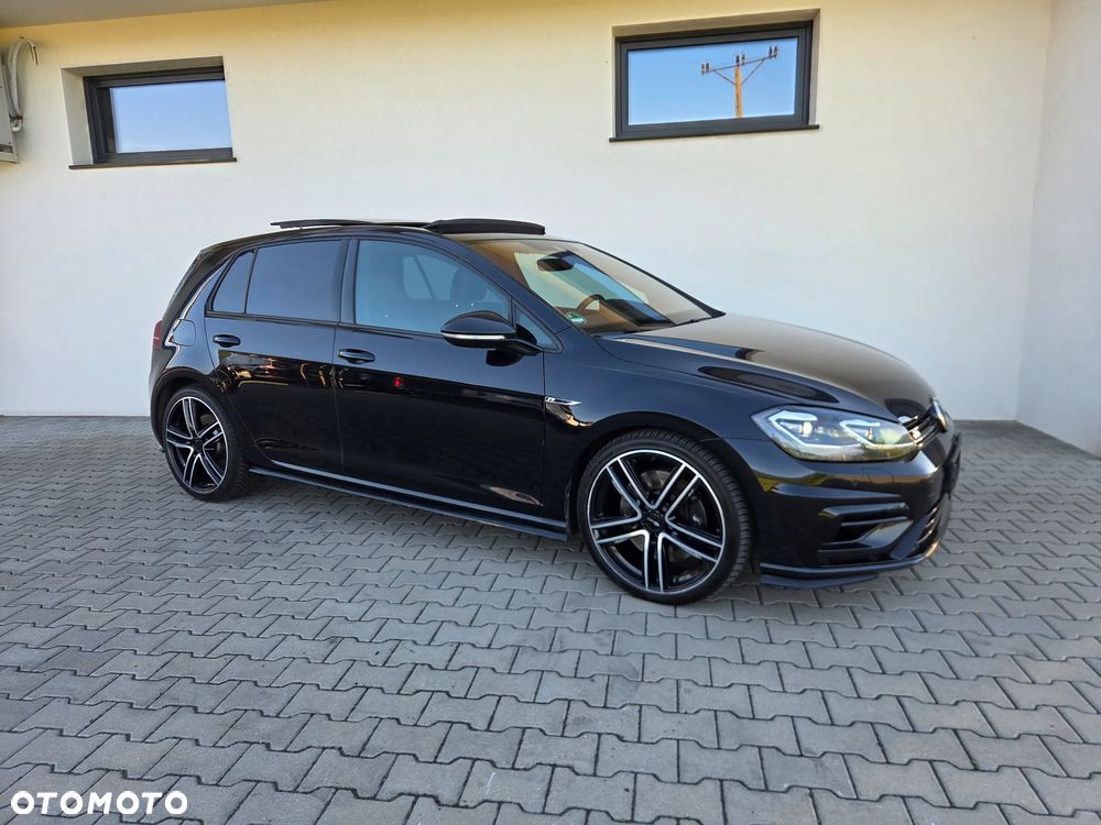 Volkswagen Golf - 18