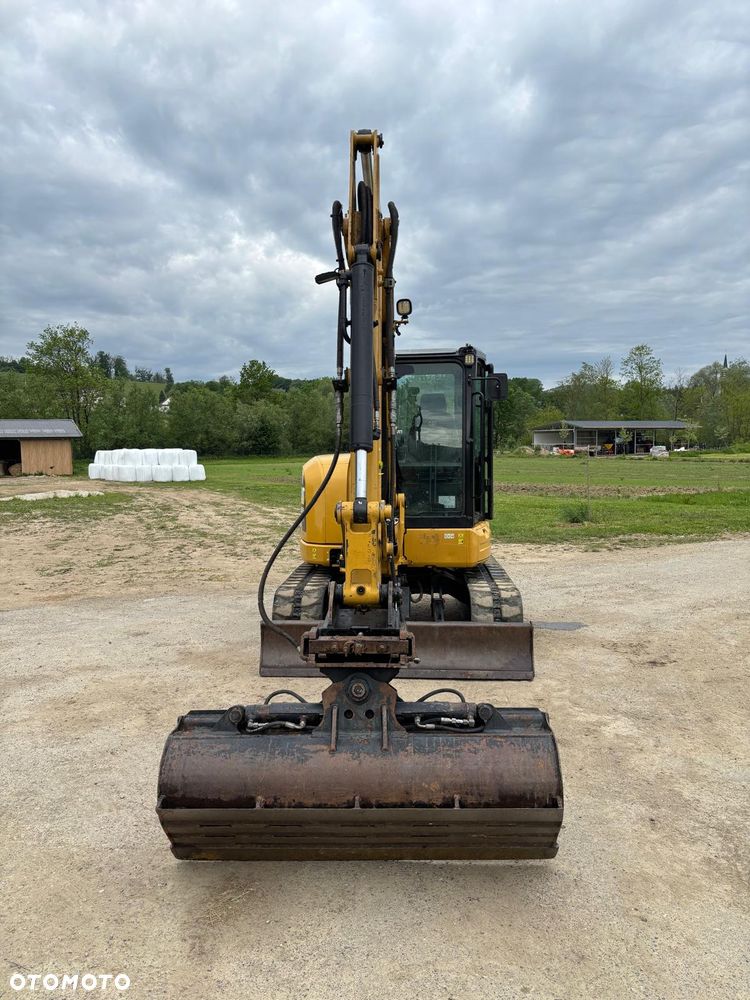 Caterpillar 305.5E - 9