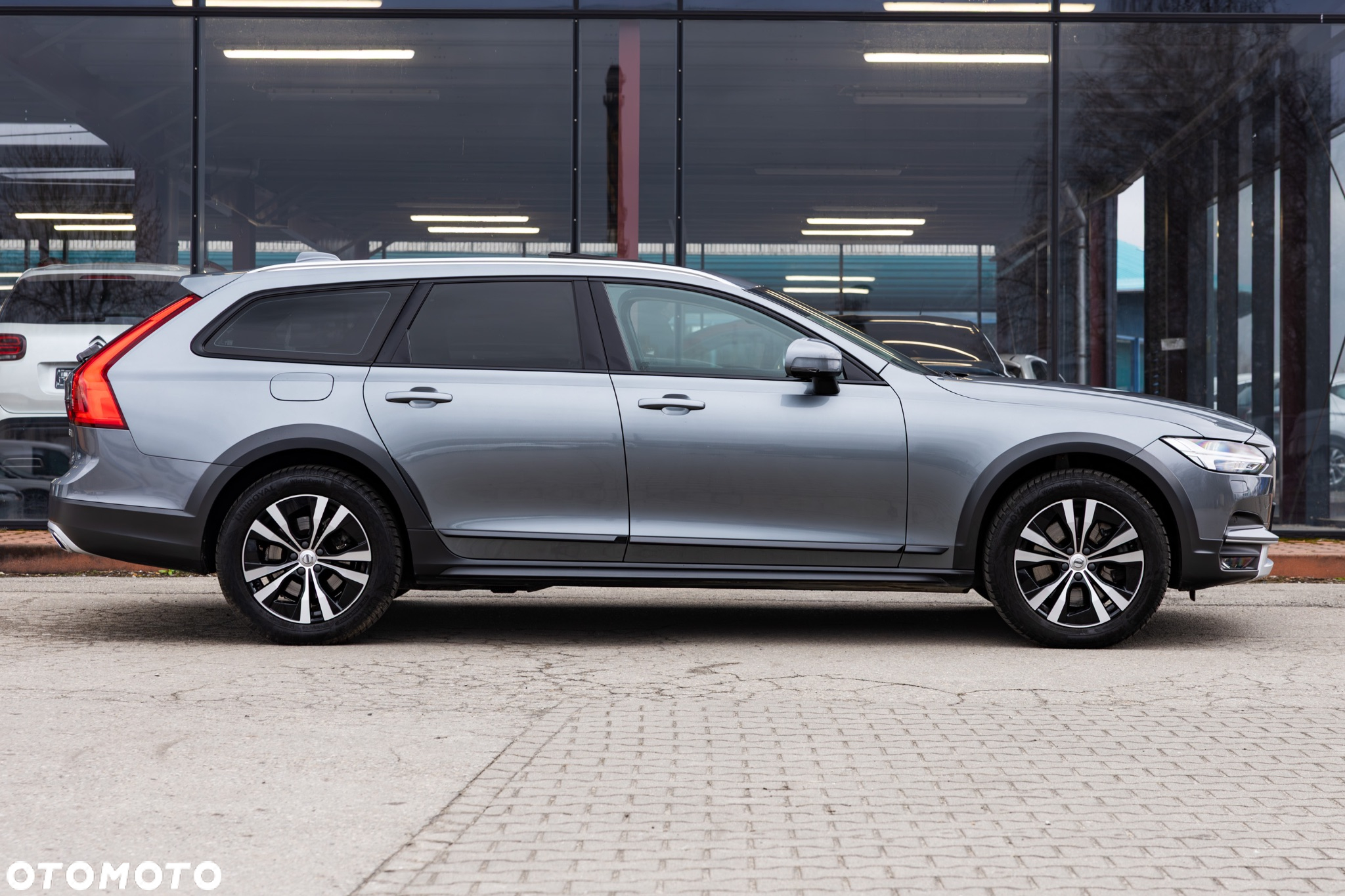 Volvo V90 Cross Country D5 AWD Geartronic - 16