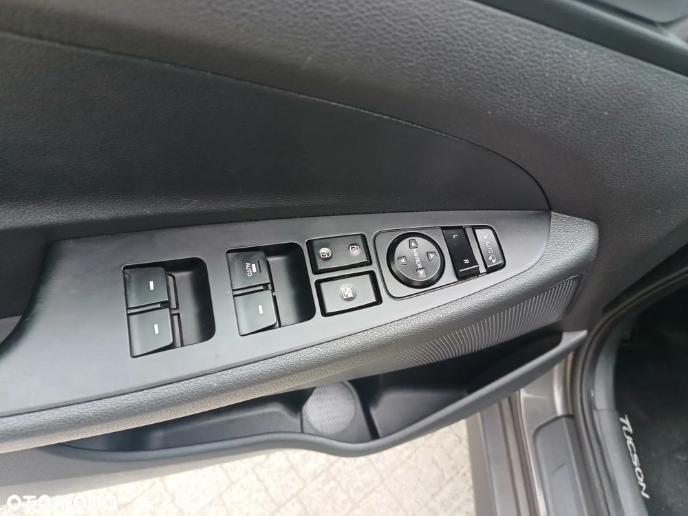 Hyundai Tucson blue 1.7 CRDi 2WD Advantage - 21