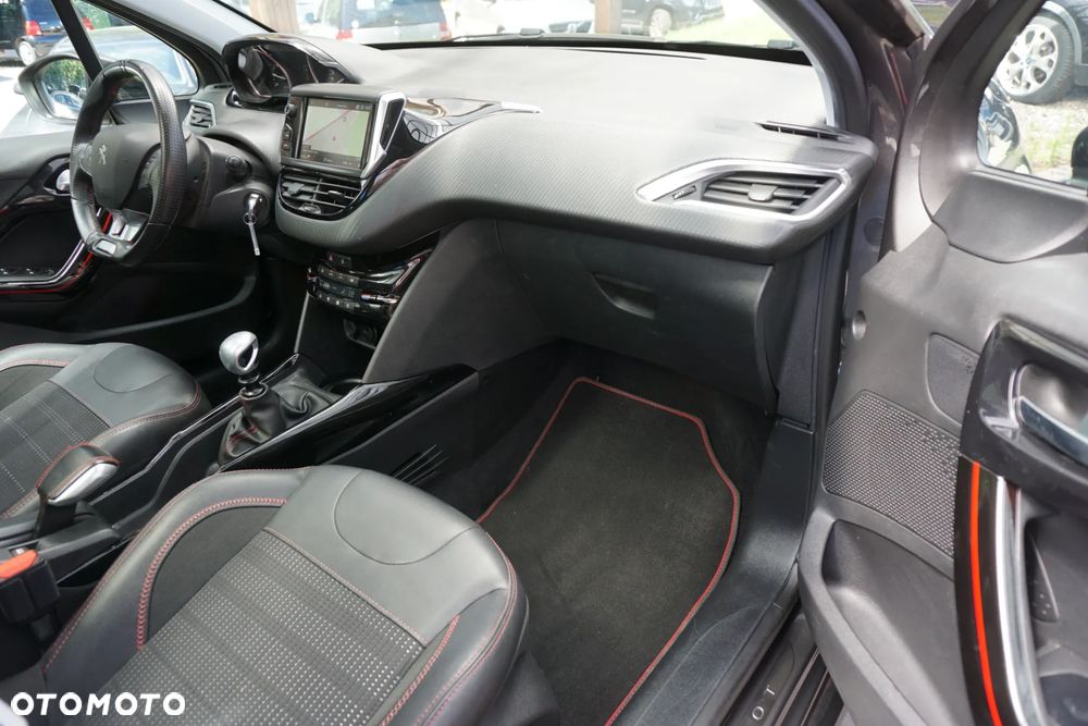 Peugeot 2008 PureTech 130 Stop&Start GT-Line Edition - 18