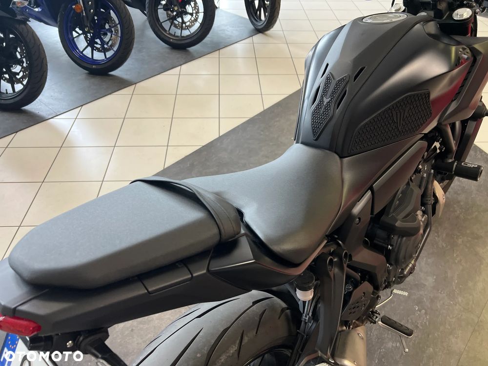 Yamaha MT - 6