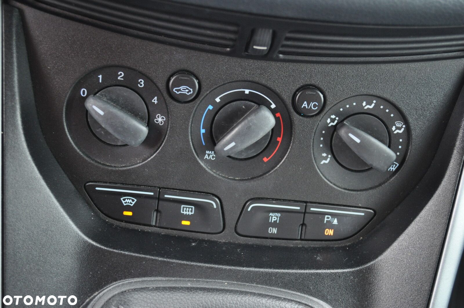 Ford C-MAX - 14