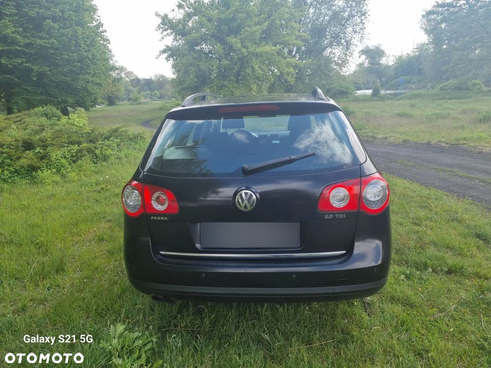 Volkswagen Passat 2.0 TDI Comfortline - 5