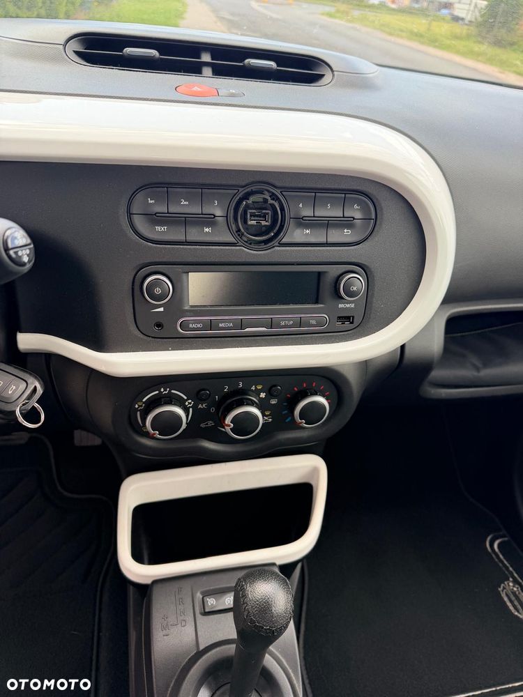 Renault Twingo SCe 70 EDC Intens - 12