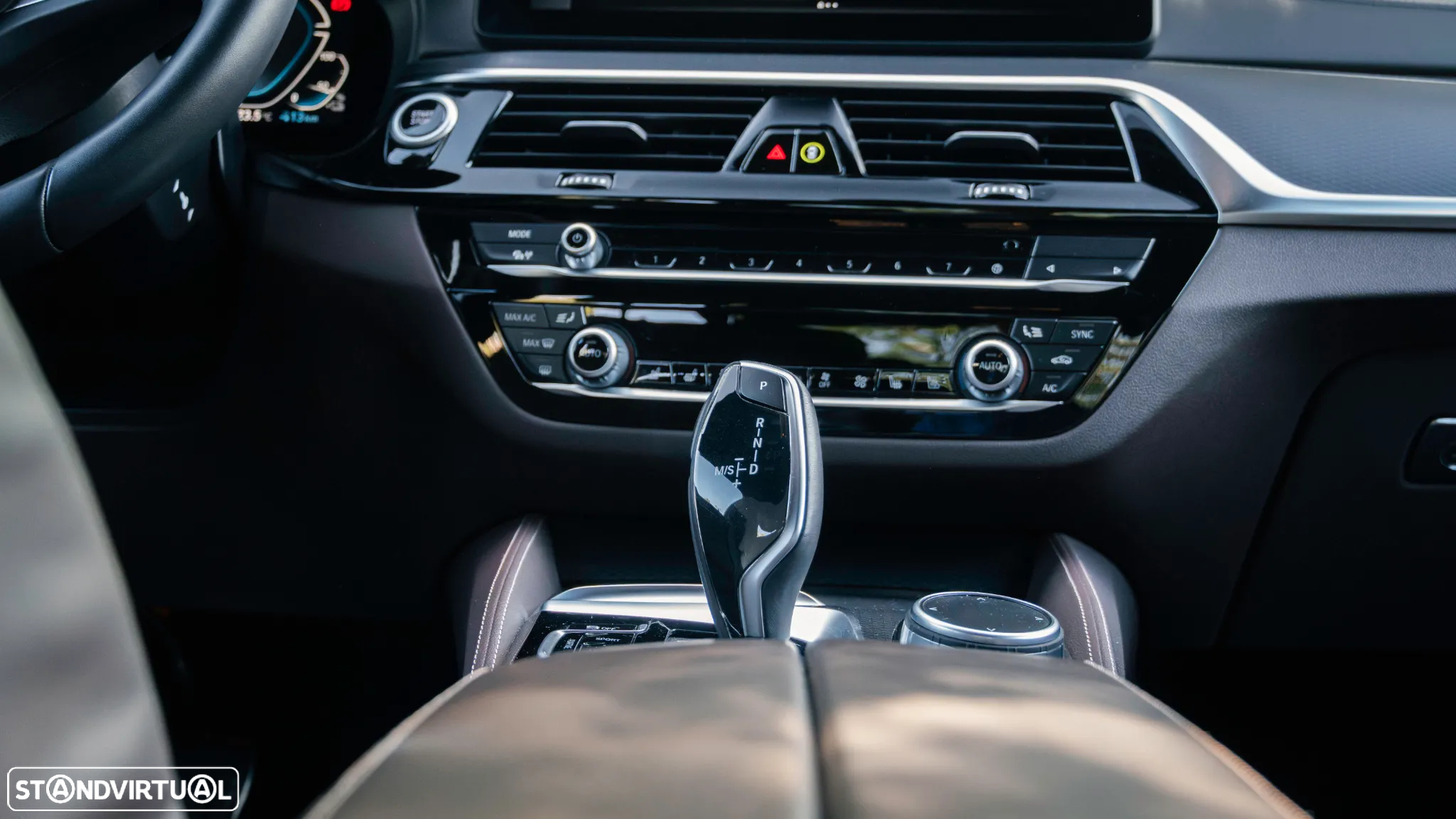 BMW 530 e Pack M - 42