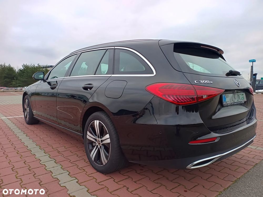 Mercedes-Benz Klasa C 300 e 9G-TRONIC Edition Avantgarde - 5