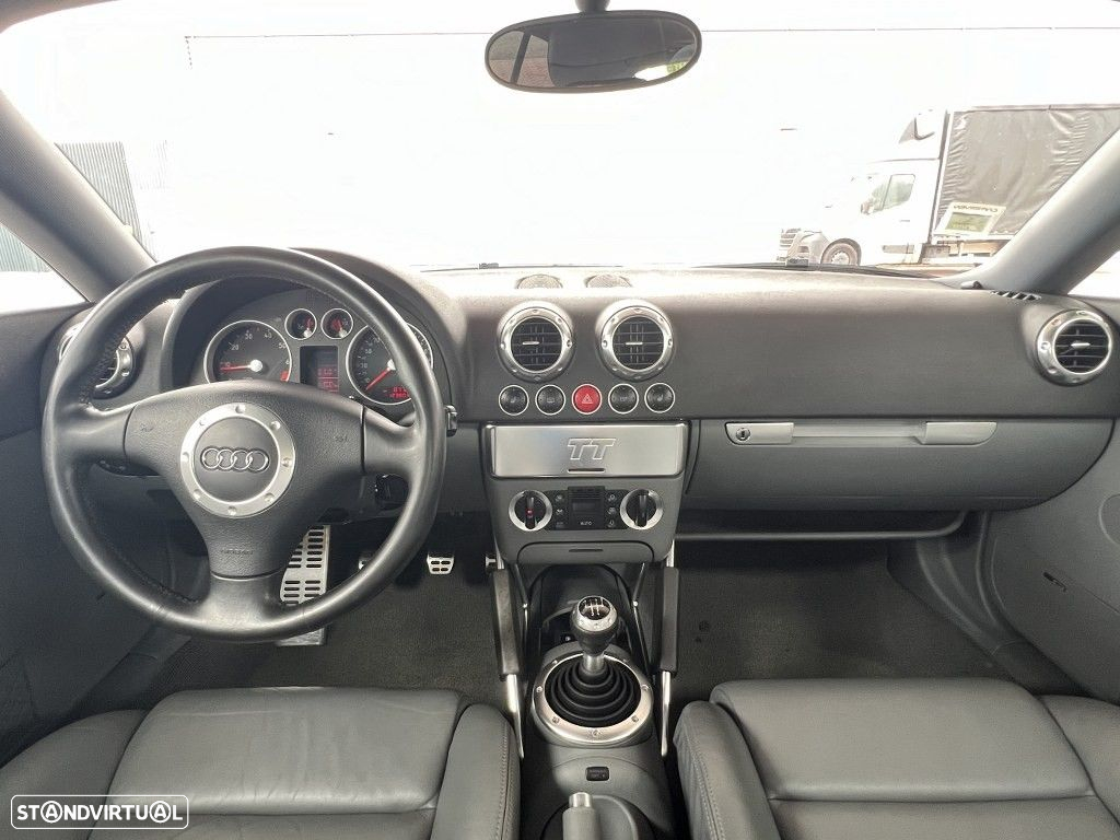 Audi TT Coupé 1.8 T S-line - 19