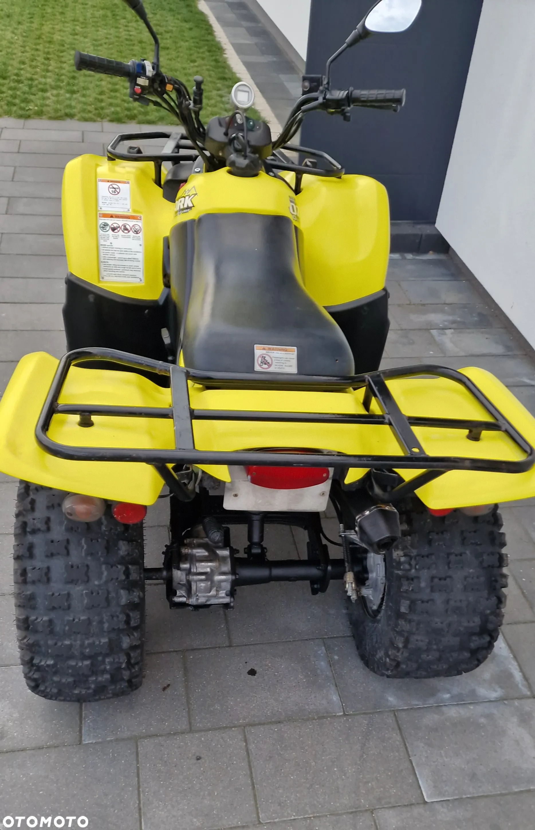 Suzuki Inny - 8