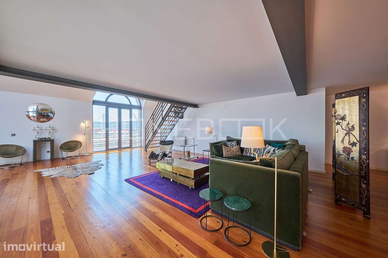 Loft Duplex Penthouse com vista sobre o Tejo - Grande imagem: 4/36