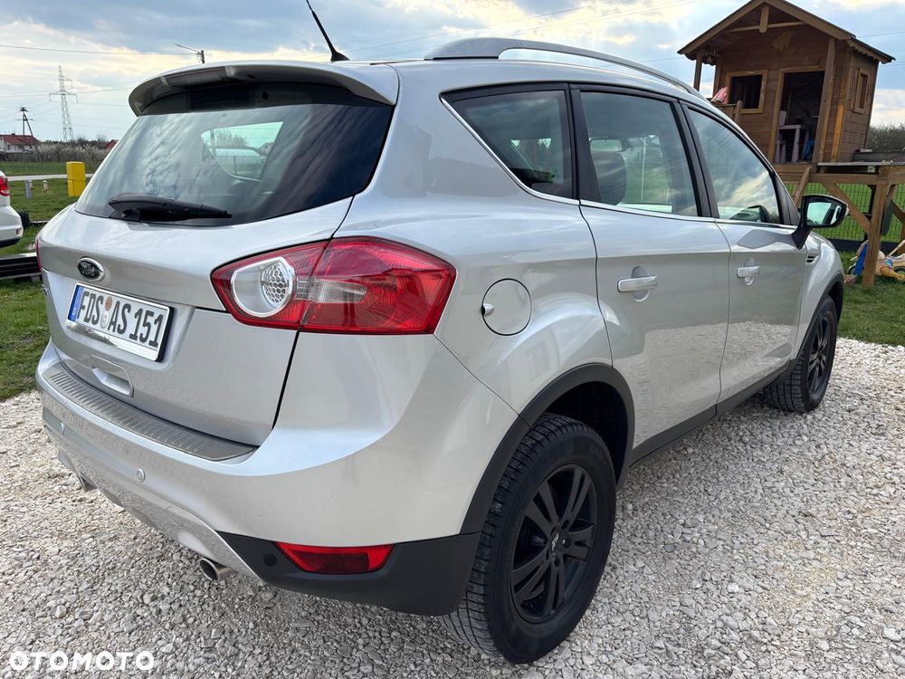 Ford Kuga 2.0 TDCi 4x4 Titanium - 20
