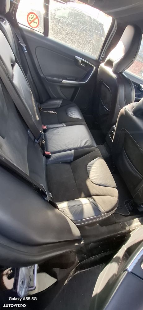 Dezmembrez Volvo V60 D2 - 20