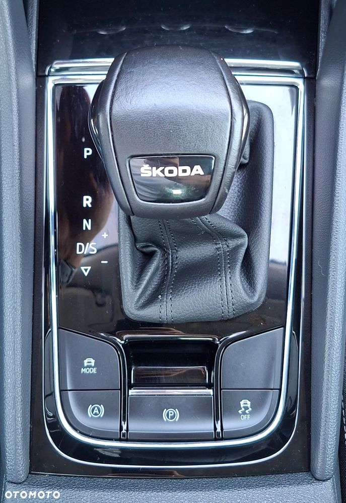 Skoda Karoq 1.5 TSI DSG Sportline - 24