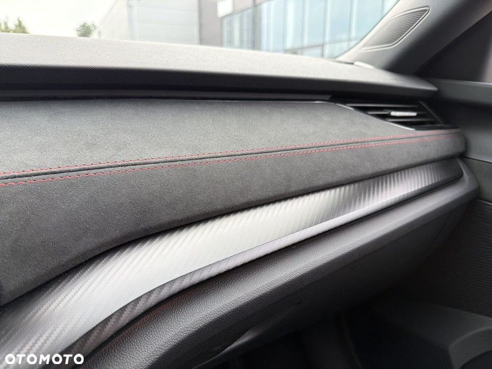 Skoda Octavia 2.0 TSI RS DSG - 15