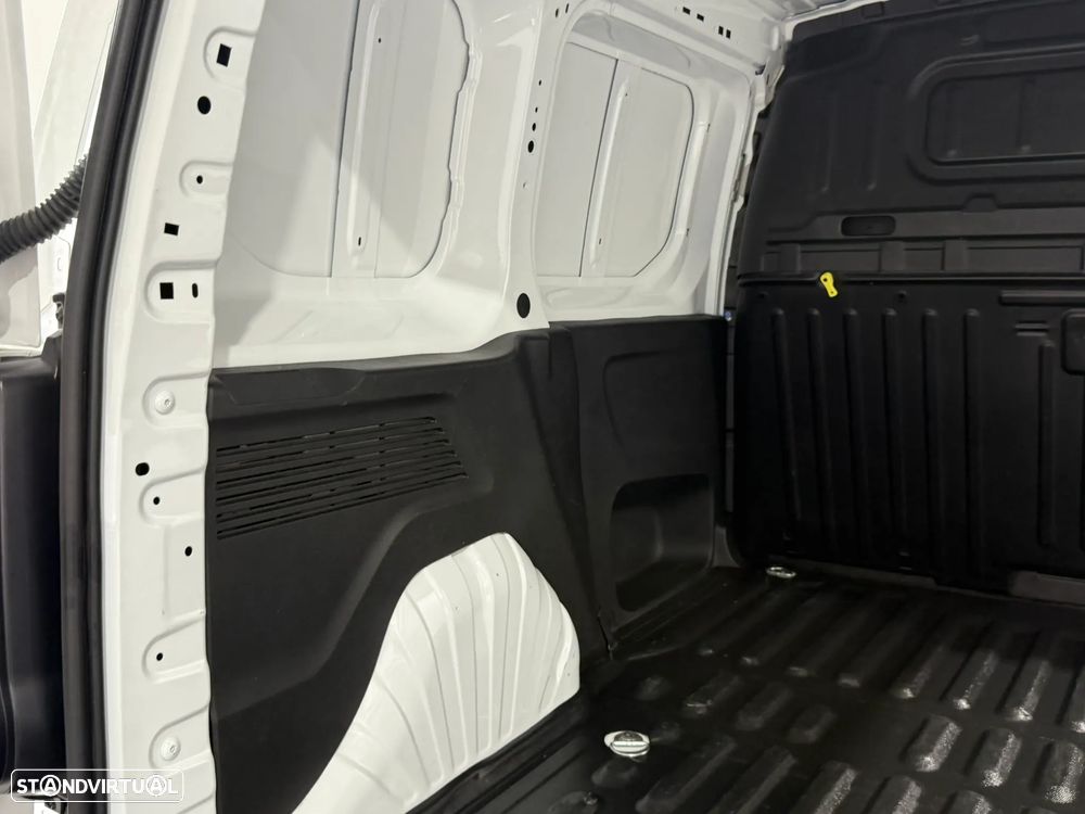 Opel COMBO 1.5 CDTI L1H1 102 CV - IVA DEDUTÍVEL - 3 LUGARES - 39