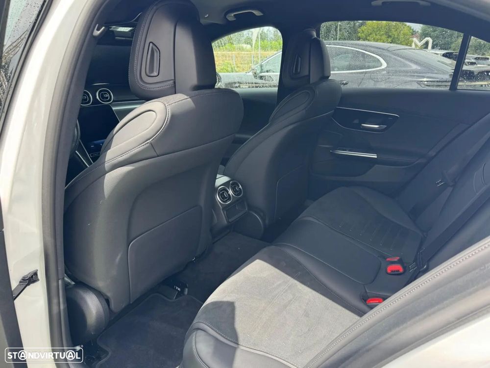 Mercedes-Benz C 300 de 9G-TRONIC AMG Line - 19