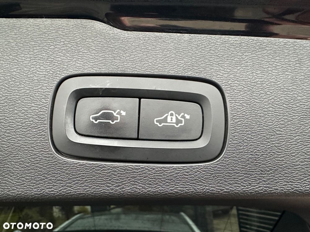 Volvo V60 D3 Summum - 22