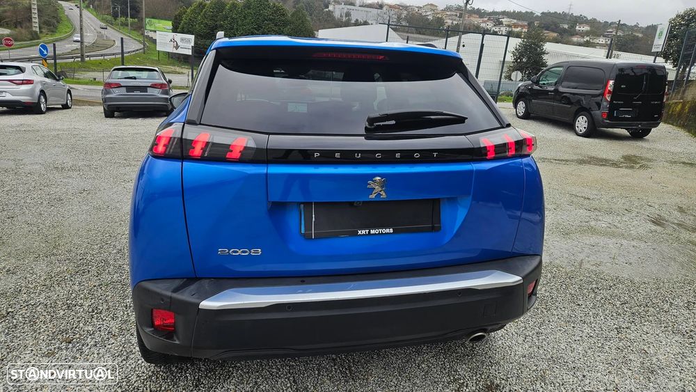 Peugeot 2008 1.5 BlueHDi Allure Pack EAT8 - 3