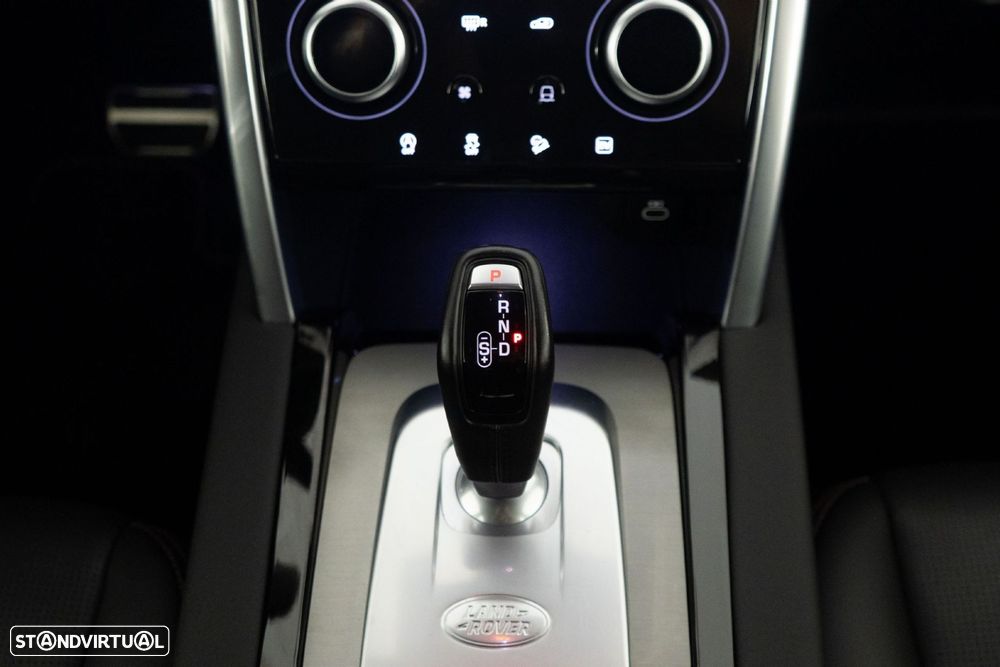 Land Rover Discovery Sport 1.5 I3 P300e AWD R-Dynamic SE - 22