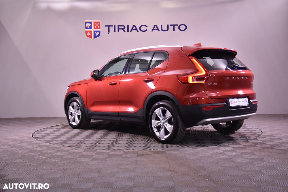 Volvo XC 40 B3 AT FWD MHEV Core - 3