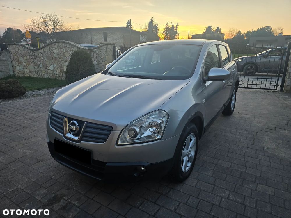 Nissan Qashqai 2.0 4 x 4 visia - 2