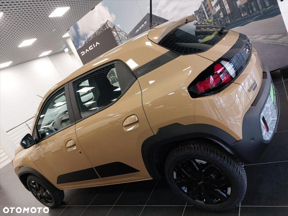 Dacia Spring - 4