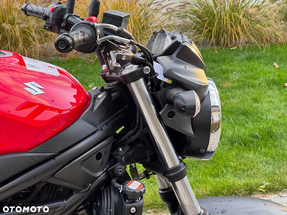 Suzuki SV - 25