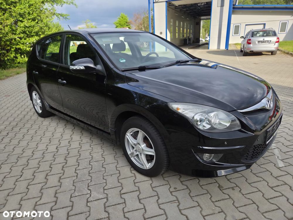 Hyundai i30 1.4 FIFA WM Edition - 4