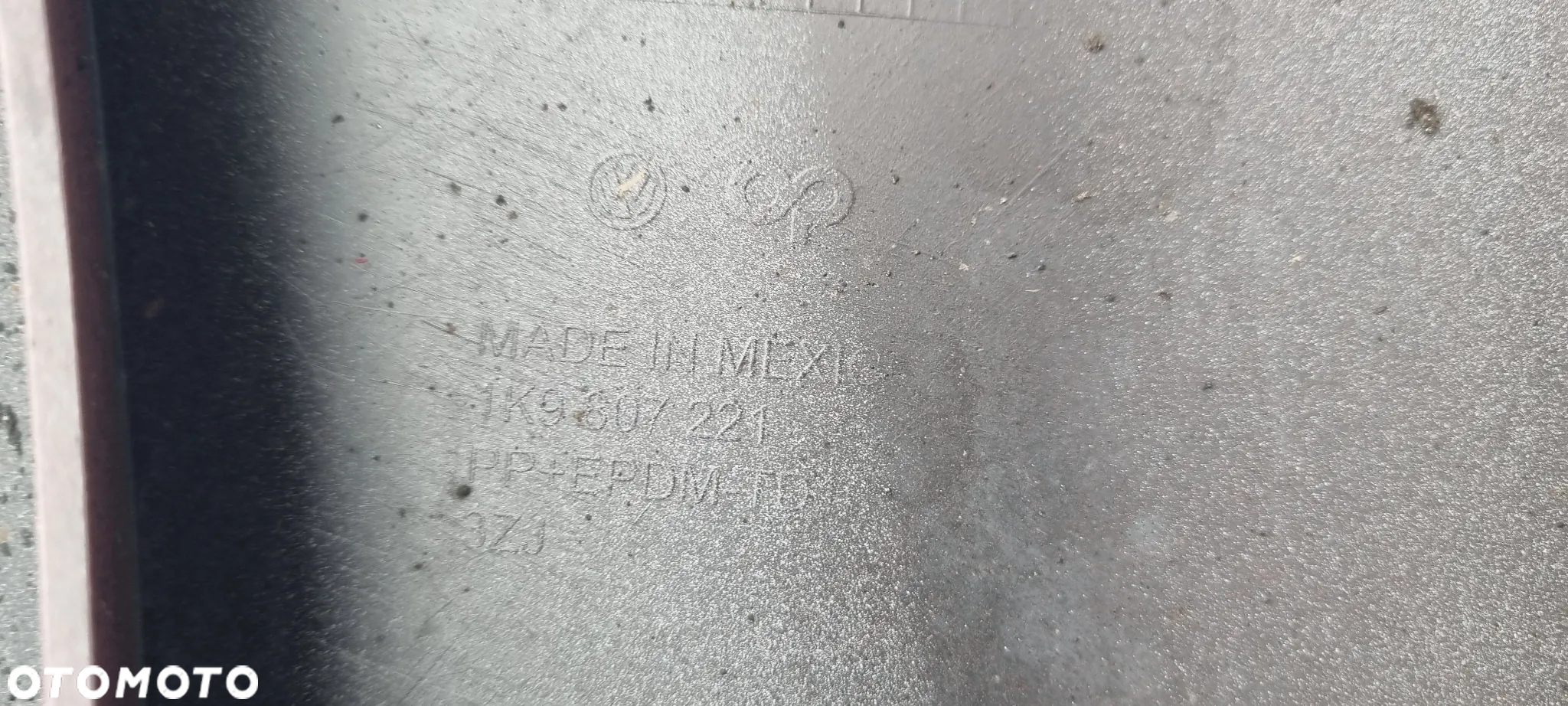 VW Golf VI KOMBI zderzak przód oryginał MA137 - 15