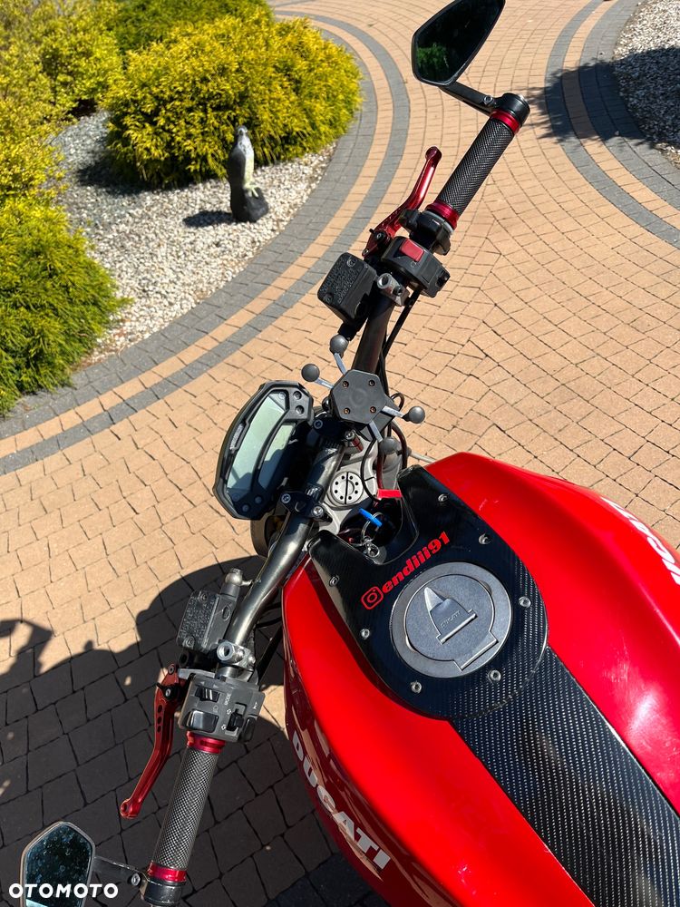 Ducati 696 - 7