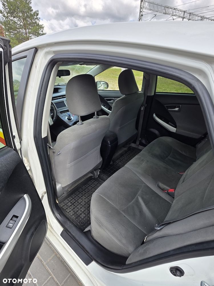 Toyota Prius 1.8 Hybrid Premium - 12