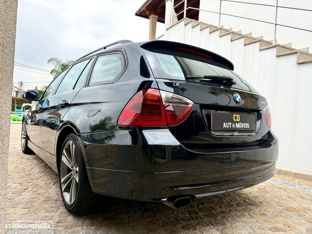 BMW 320 d Sport - 22
