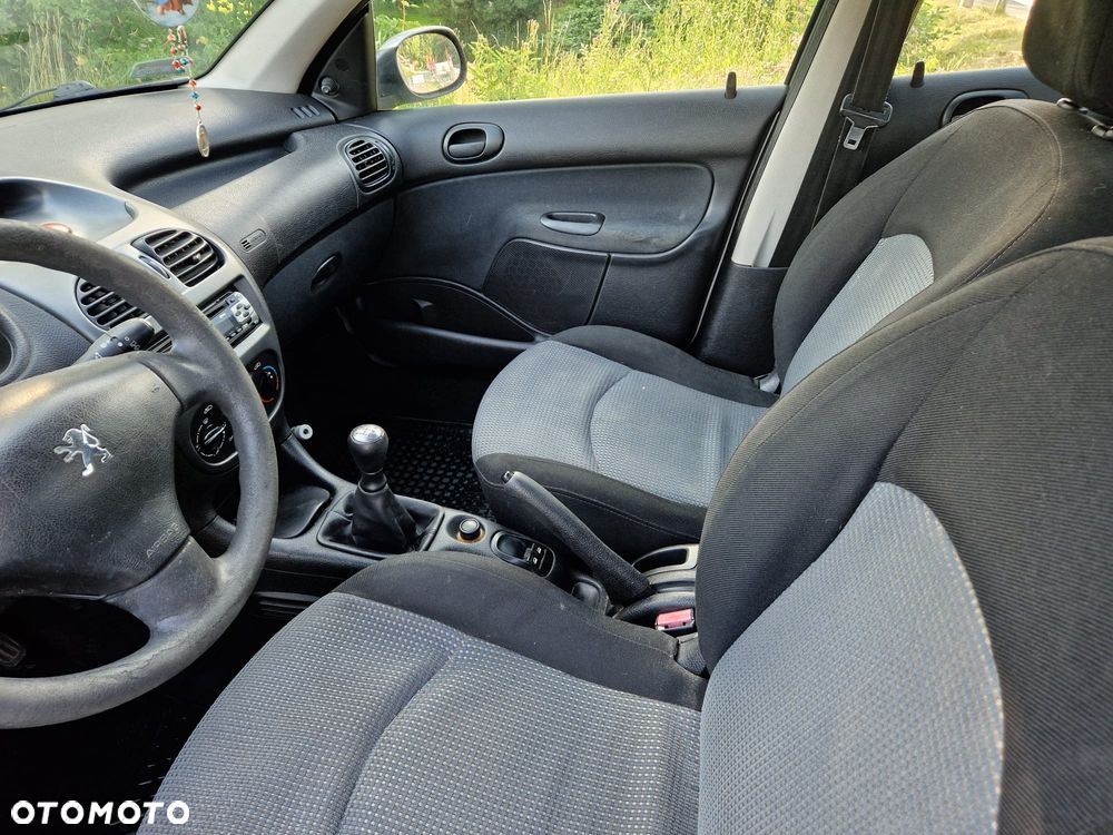 Peugeot 206 - 4