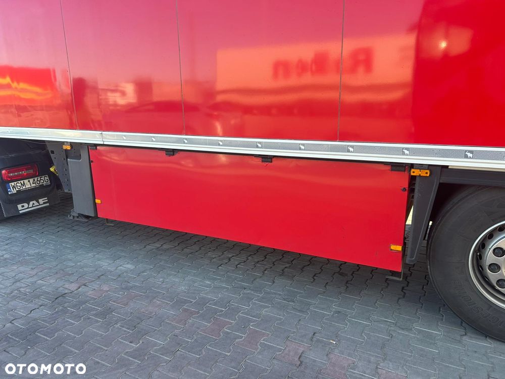 Schmitz Cargobull SKO 24/L - 2