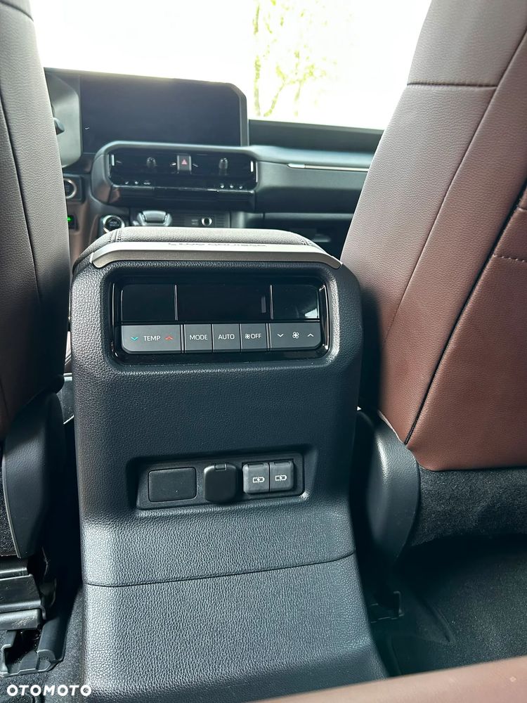 Toyota Land Cruiser LC 2.8 D-4D Invincible - 28