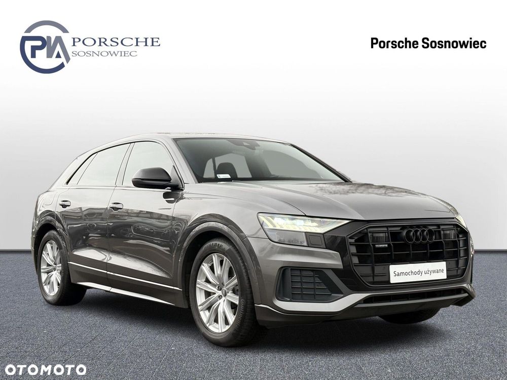 Audi Q8 - 8