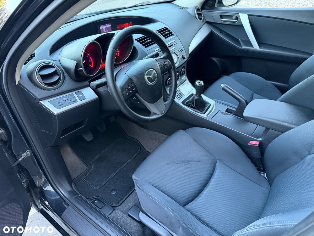 Mazda 3 1.6 Sport Active - 8