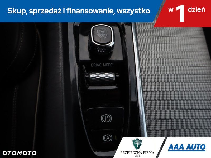Volvo XC 60 - 18