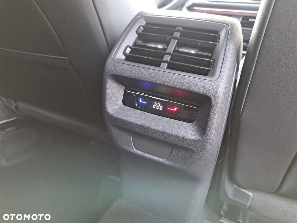 Volkswagen Tayron 2.0 TSI 4Mot R-Line Plus DSG - 26