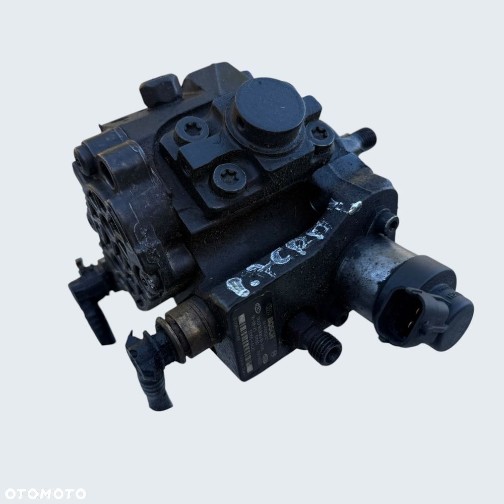 Pompa wtryskowa wysokiego ciśnienia 33100-2A420 Hyundai ix35 1.7 CRDi - 2