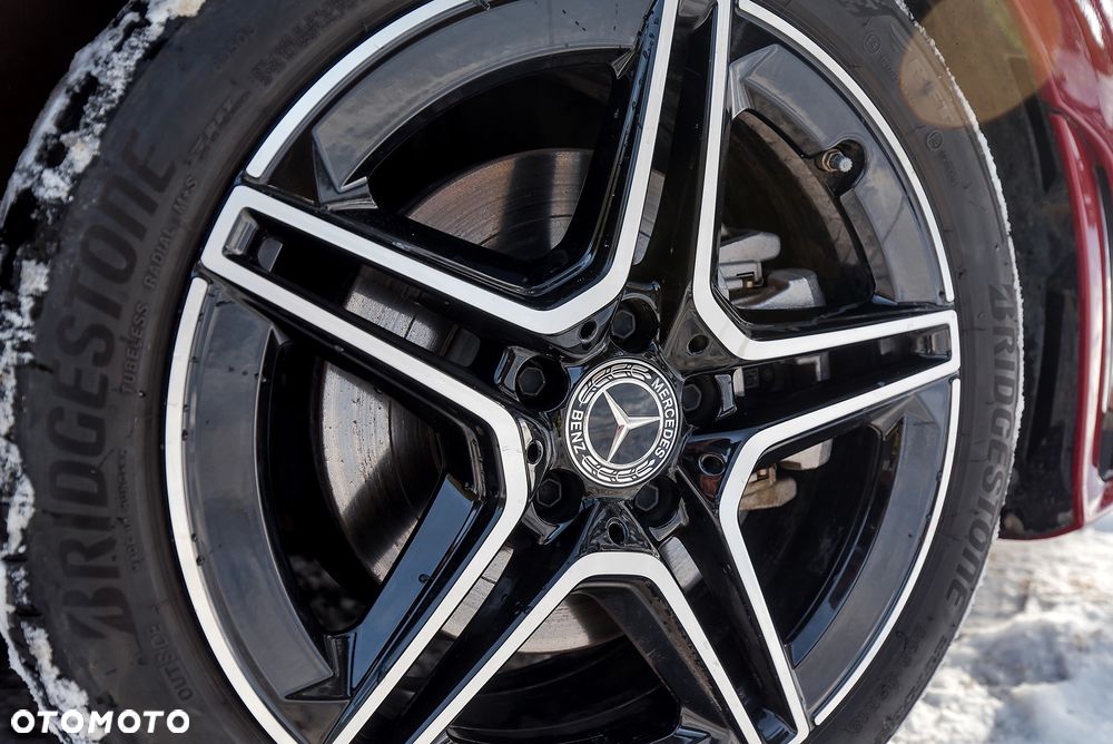 Mercedes-Benz CLA 250 4-Matic AMG Line - 16